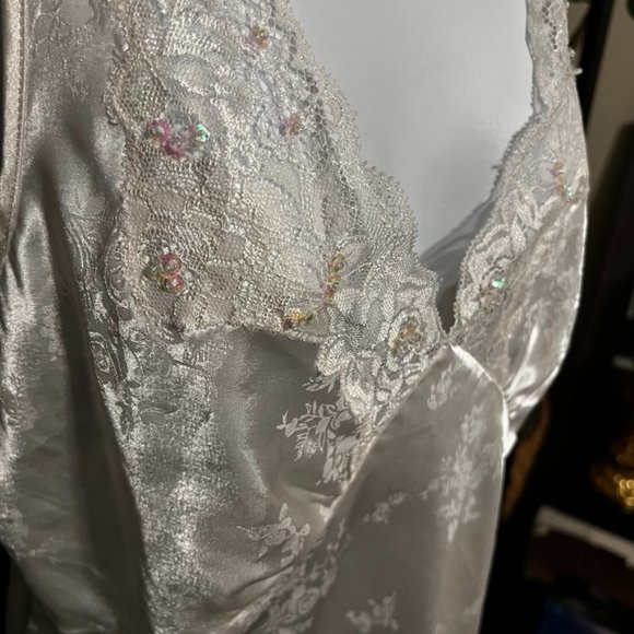Jones New York Other - Jones New York Lacy Sequins Floral Pattern Nightgown Sz L